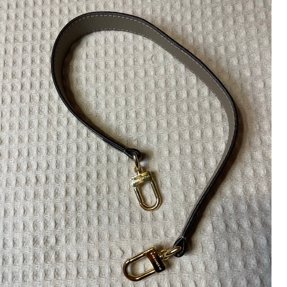 Louis Vuitton Beige/ Dune Short Bag Strap W/ Gold Clasp 21 Inch - Picture 2 of 11